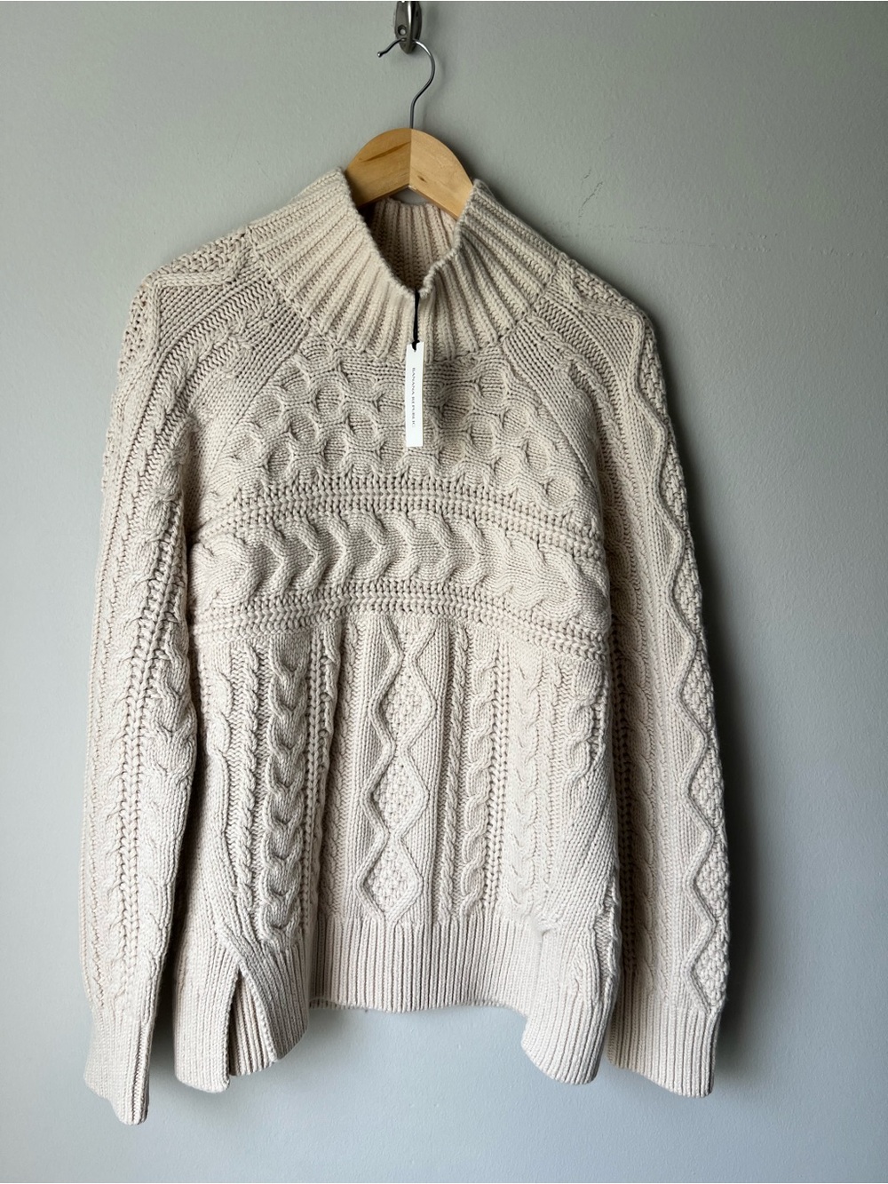 BANANA REPUBLIC Merino-Cotton Cable-Knit Sweater Size S